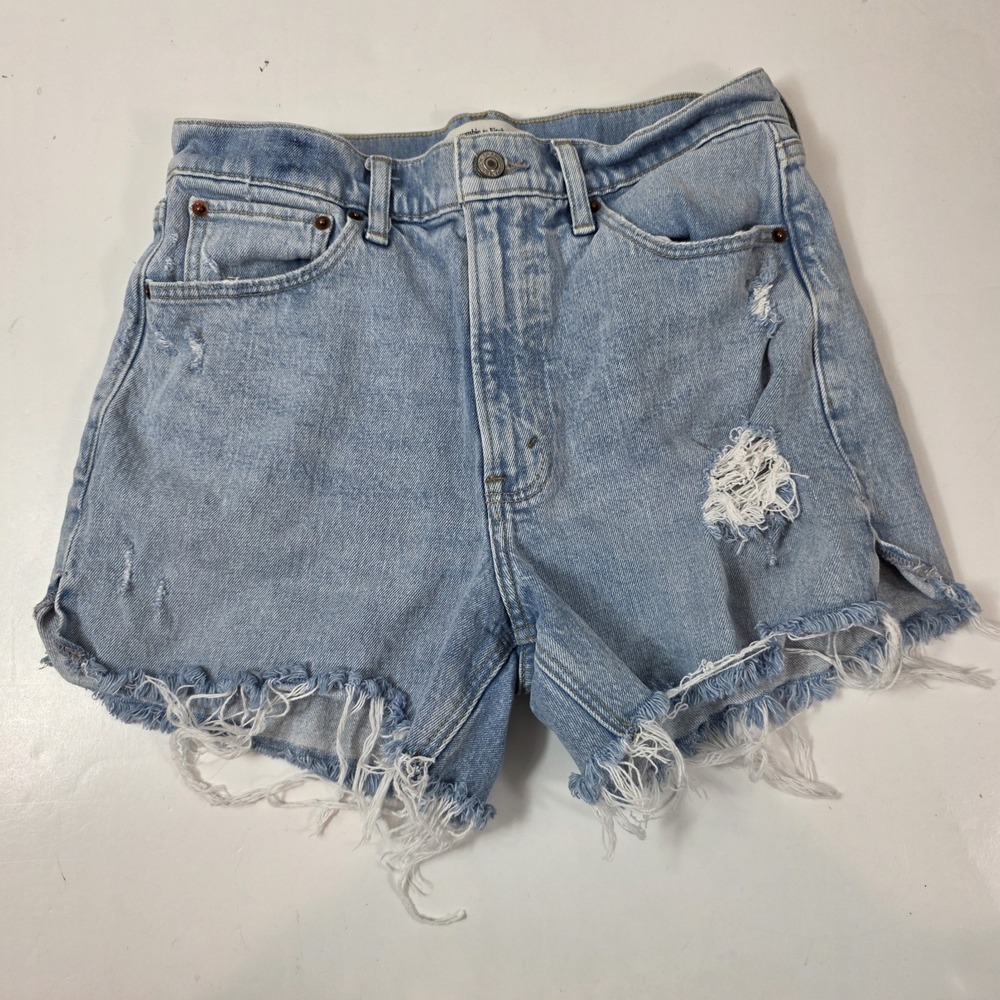 Abercrombie & Fitch women's shorts mom Size 6 Distressed High Rise jean